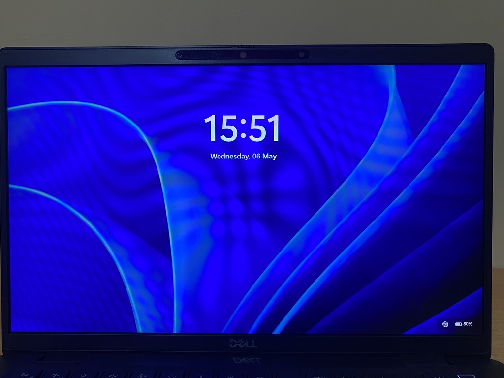 Dell Latitude 7420 - Image 2
