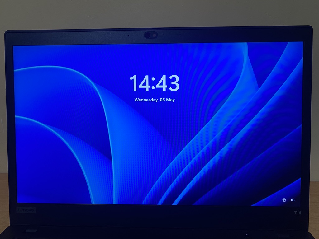 Lenovo ThinkPad T14 Gen 1 - Image 2