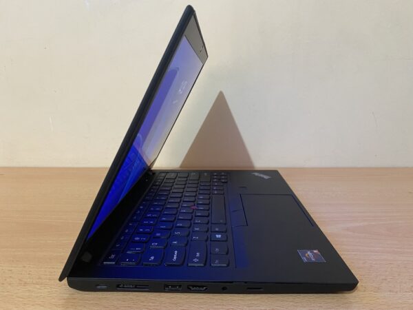 Lenovo ThinkPad T14 Gen 1 left side ports