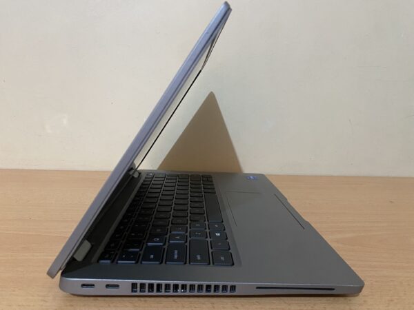 Dell Latitude 5420 left side ports