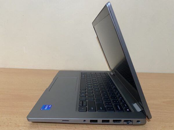 Dell Latitude 5420 right side ports